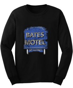 Bates Motel Old School distressed Long Sleeve